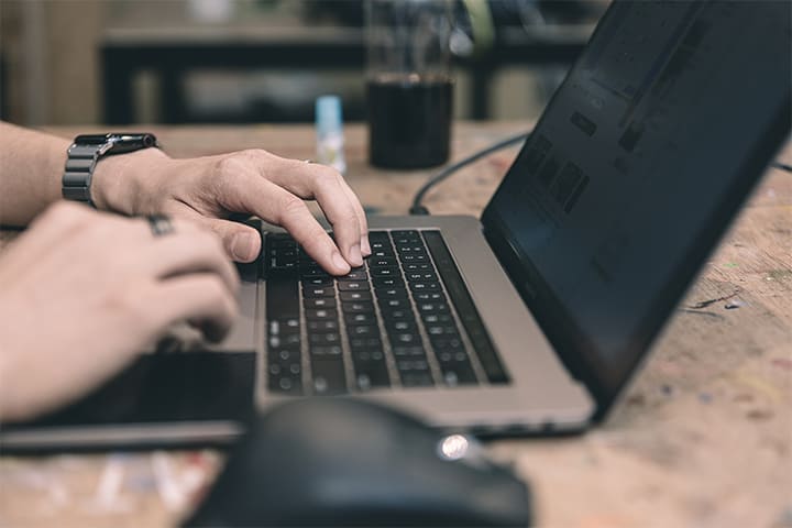 説明動画視聴による戦略インプット